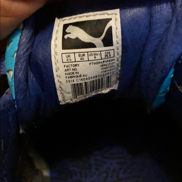 Solange x Trinomic XT2 PLUS Triangles - Picture 6 of 7